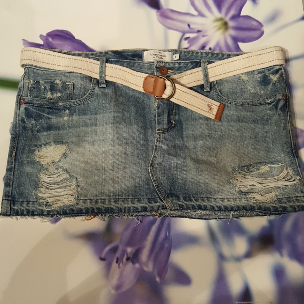 Abercombie & Fitch distressed denim skirt with belt